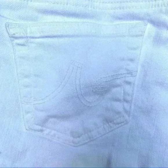 Adriano Goldschmied White Distress Fray Jean Short - Picture 12 of 15